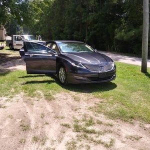 Meet your Posher, Travis